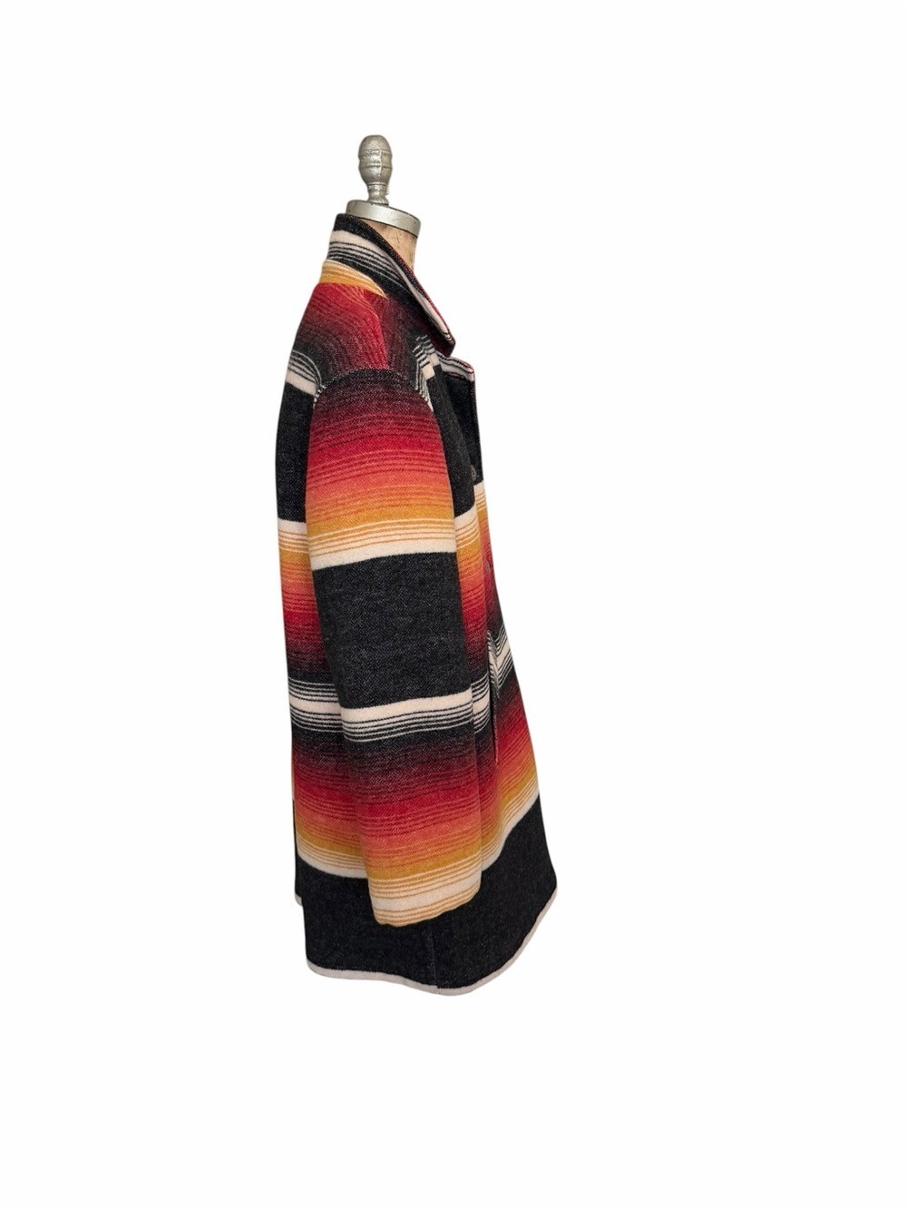 Woolrich Vintage 80’s Women’s Sundance Stripe Wool Blend Blanket Coat Size L EUC - Picture 4 of 9